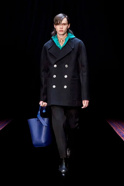 Look 37